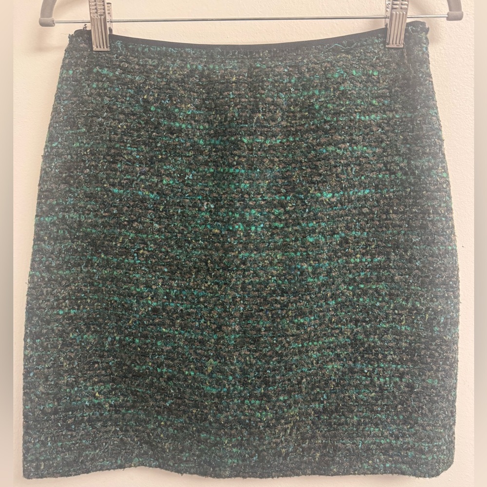Ann Taylor Black and Green Tweed Pencil Skirt - Size 4